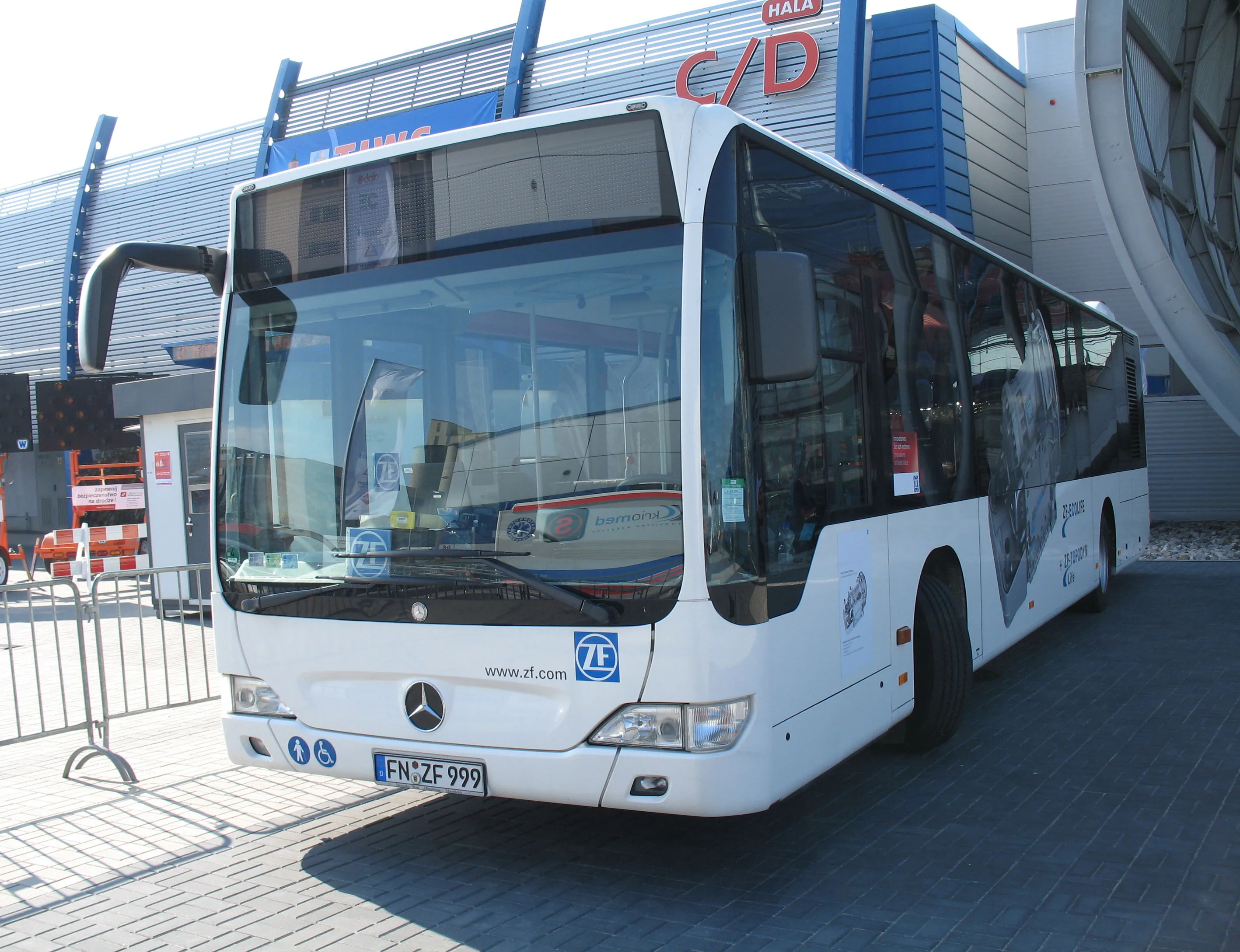 Б/у ZF-EcoLife 6-ступенчатая автоматическая коробка передач Mercedes-Benz O 530 Citaro C2/ A 20/ 21 Lion City Bus на продажу