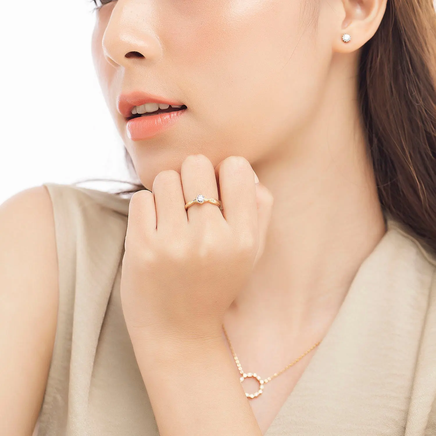 Wholesale price high quality customized 10k 14k 18k gold engagement rings for women Vietnam Manufacturer NDINO04