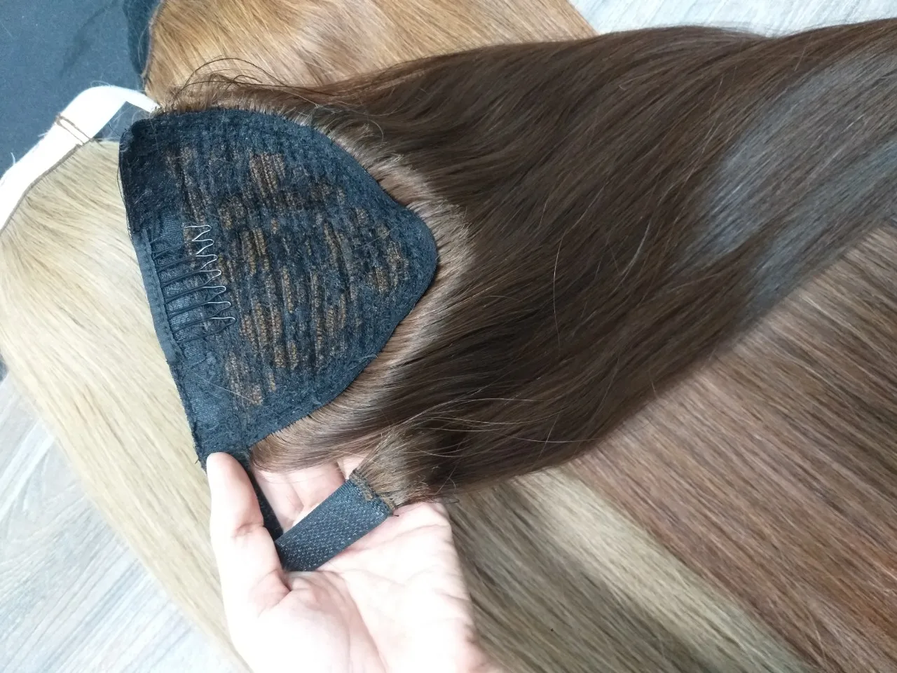 Hot Selling Cheap Ponytail Hair Extensions Raw Unprocessed Hair 100% Natural Human Hair High Quality Very Smooth & Soft