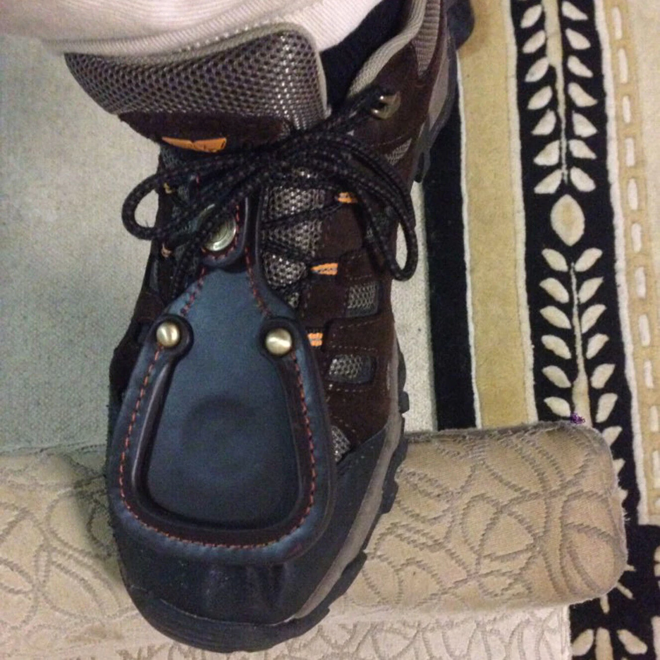 New Arrival Latest Custom Logo Brown Genuine Leather Toe Protector Pad Barrel Rest Hunting Wholesale Pad