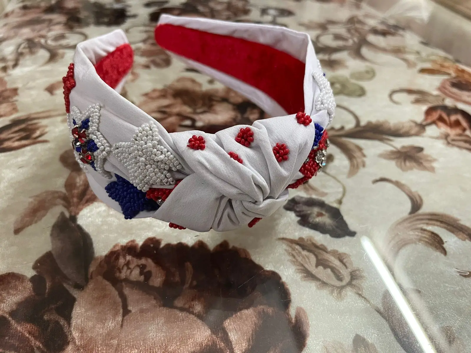 Женская повязка на голову с узлом и