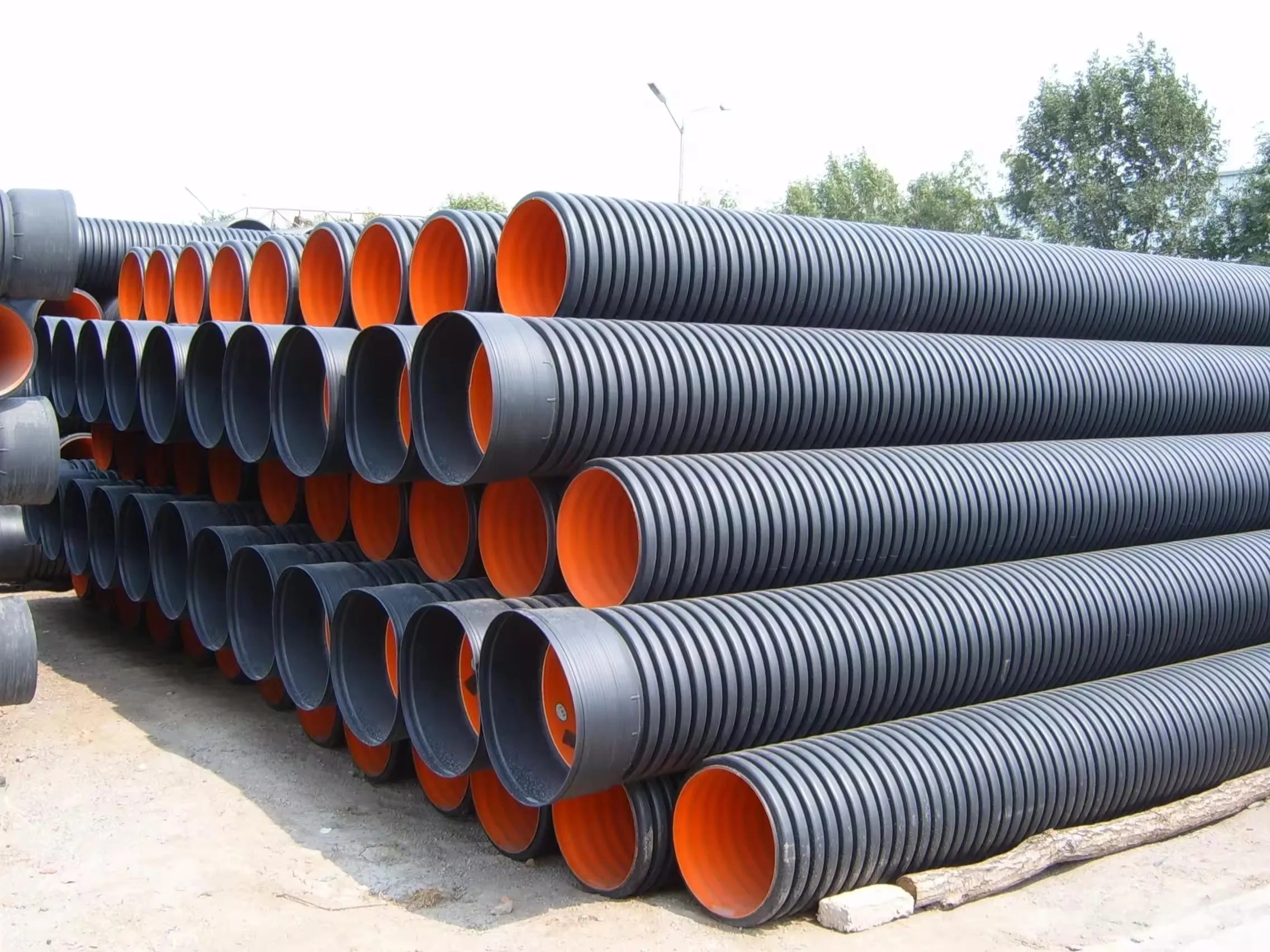 800 мм SN4 SN8 HDPE Большая пластиковая двухслойная гофрированная водопропускная труба DWC для отходов и дренажа