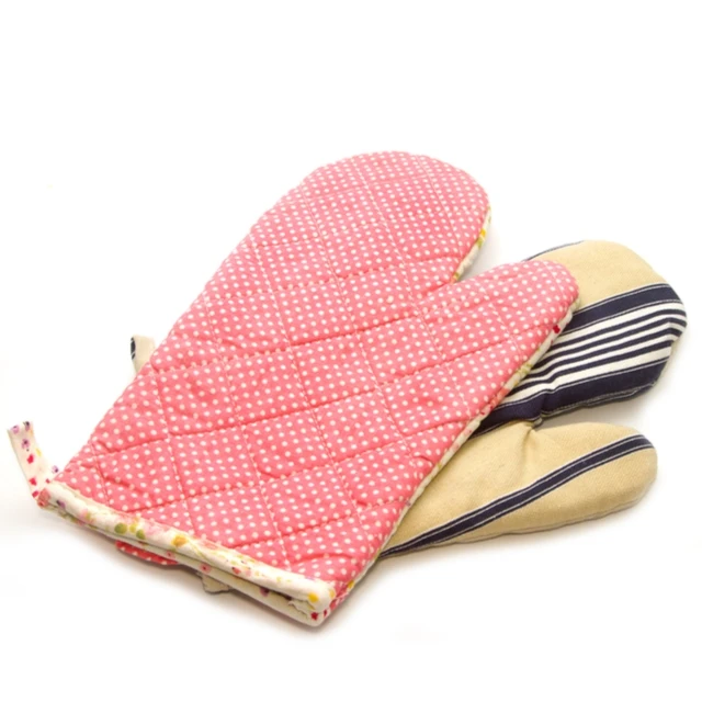 Red Color plain style 100% OEM high quality cotton oven mitten at affordable price in India
