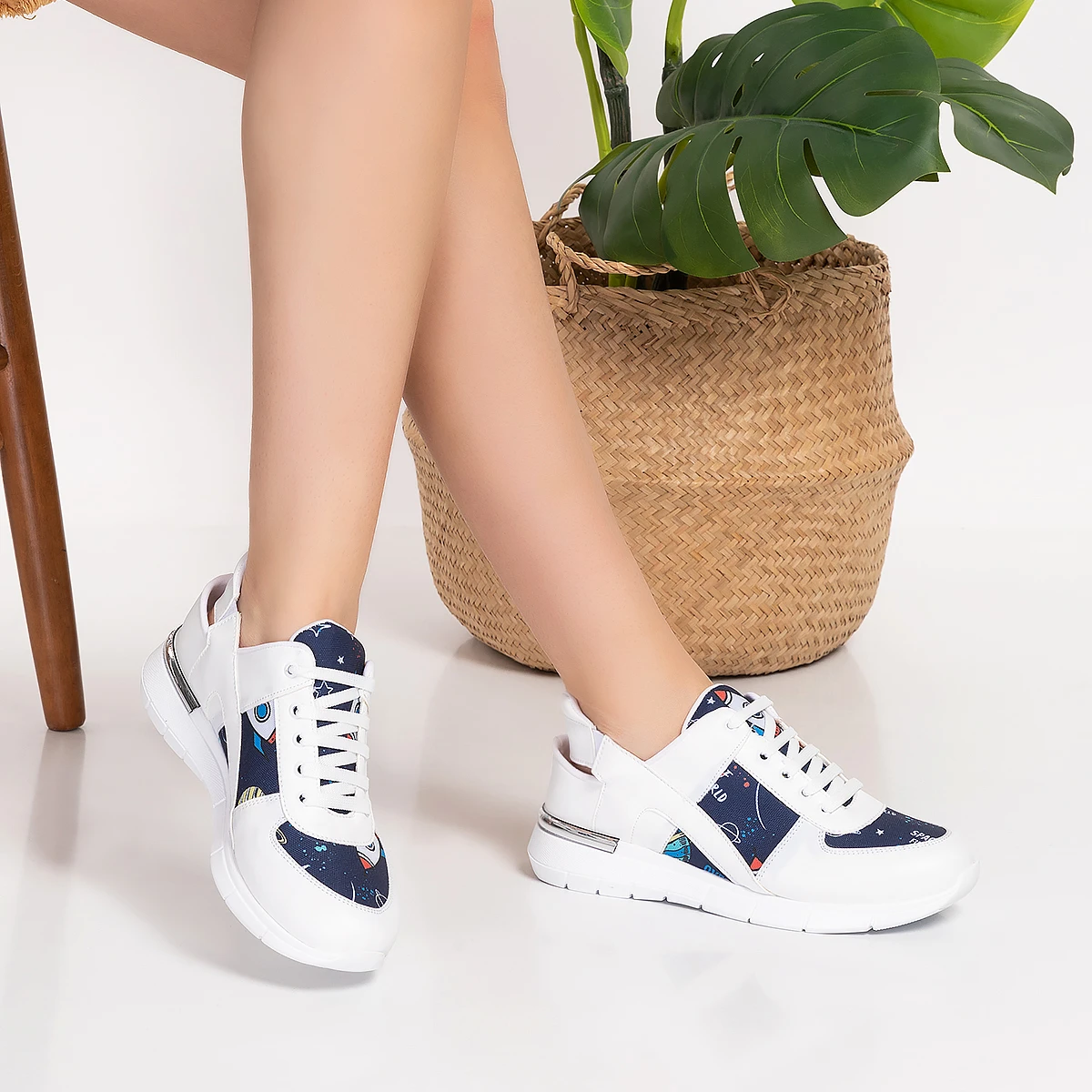 Sports Shoes  Planet Patterned Orthopedic Medical Sports Shoes Sports Doctor Sneaker Medical Lacing