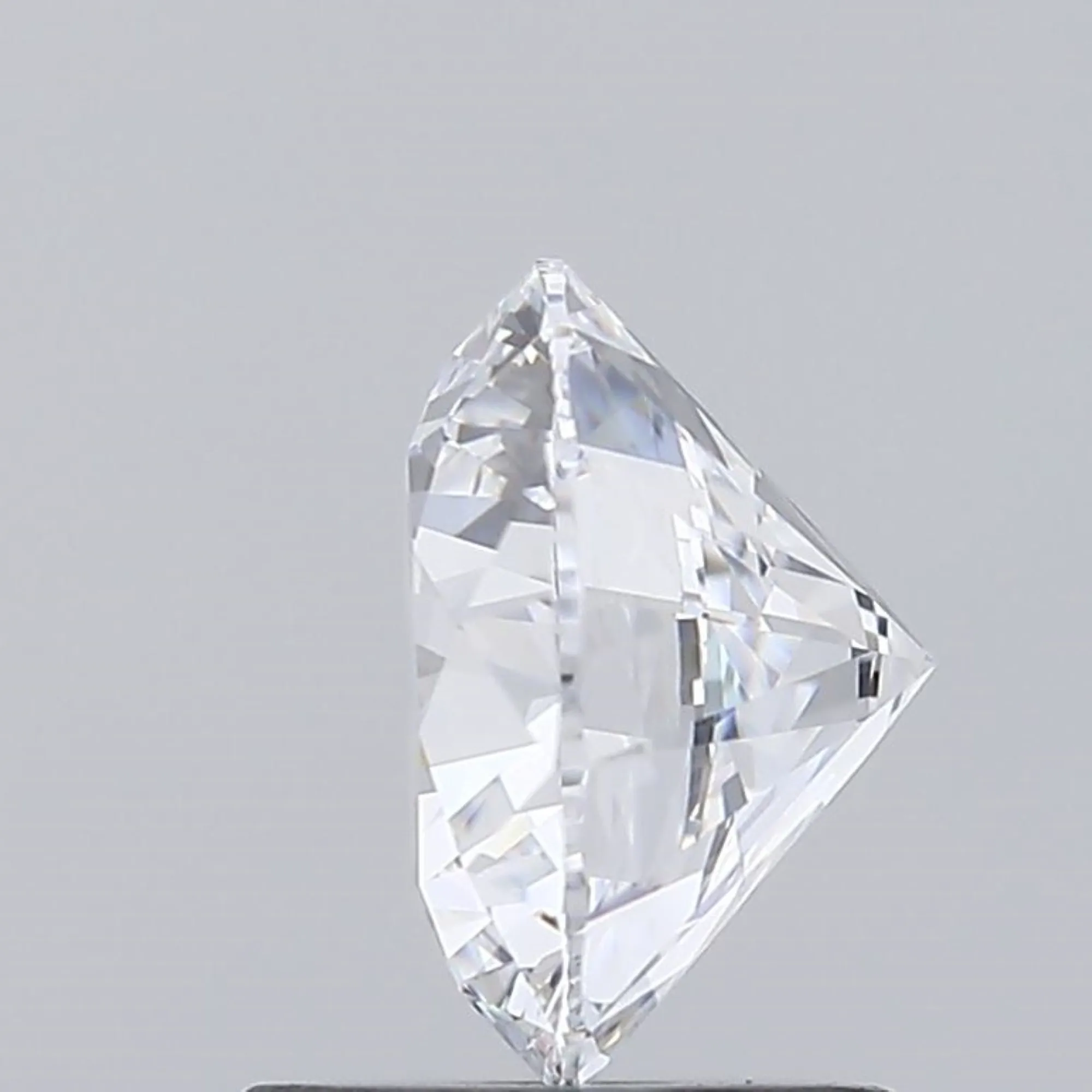 1.62ct Round Brilliant Cut Lab-grown Diamond  IGI Certified  D Color  VS1 Clarity  Lab-Stone