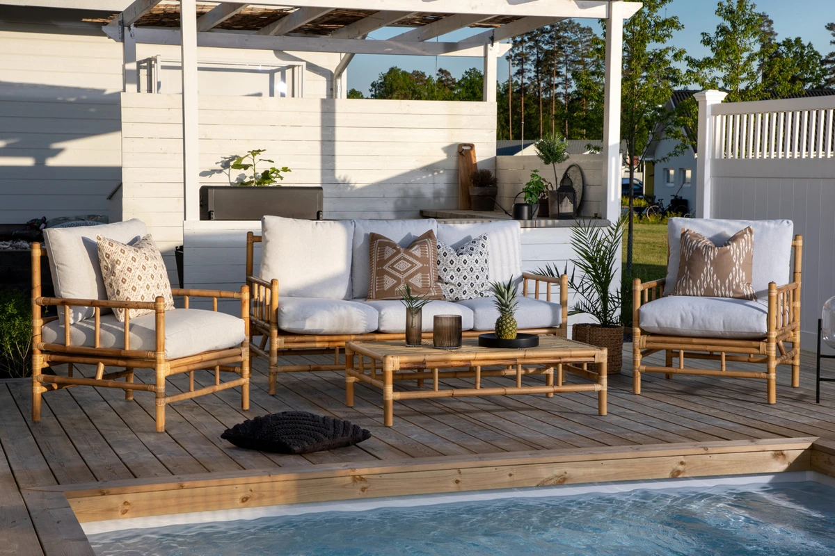 Table Bamboo Wholesale Indoor/Outdoor Sustainable Color Custom Type Furniture Bamboo Table Made in Vietnam