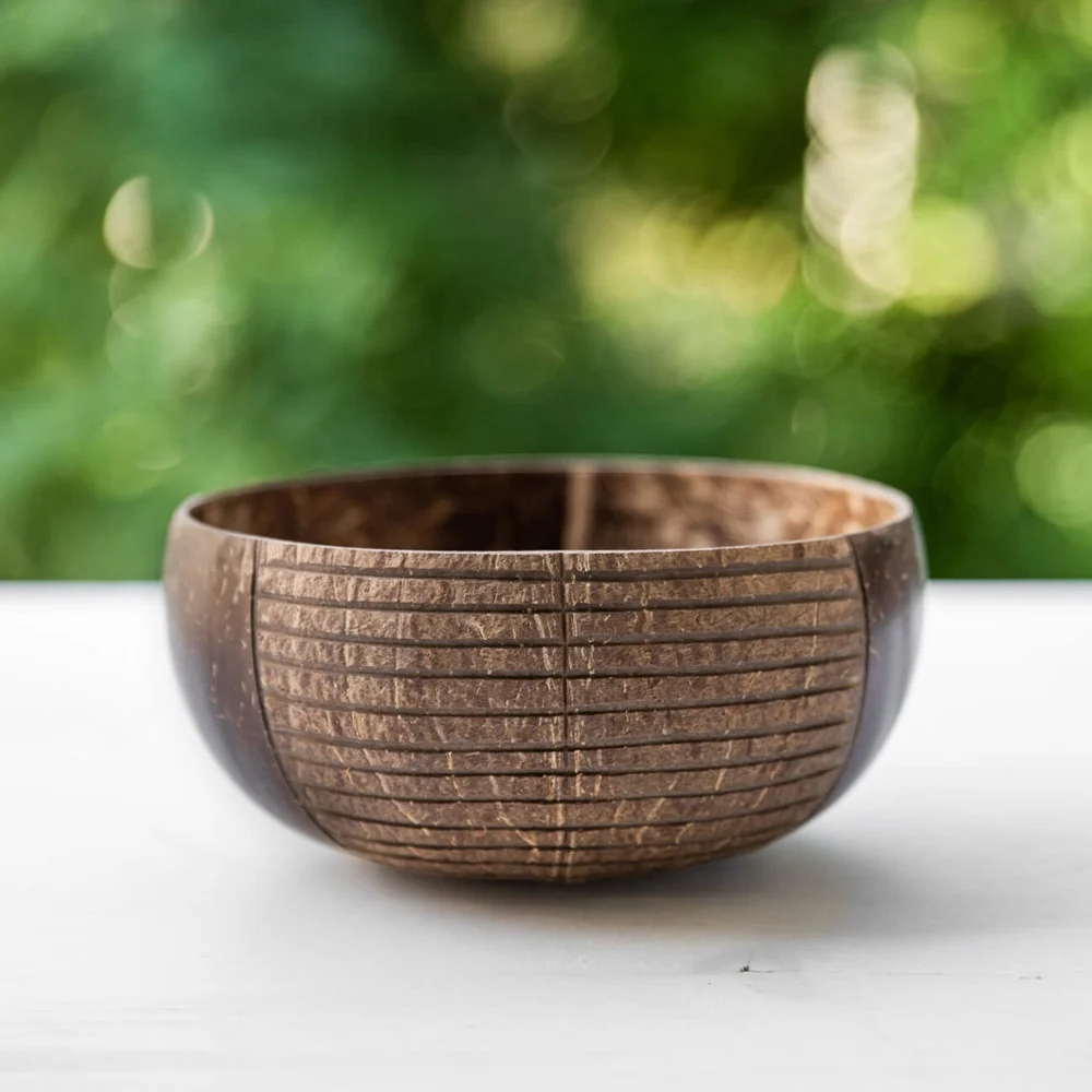 Wholesale Contemporary Simple Design Natural Eco Friendly Coconut Shell Tea Ice Cream Cups With Stand