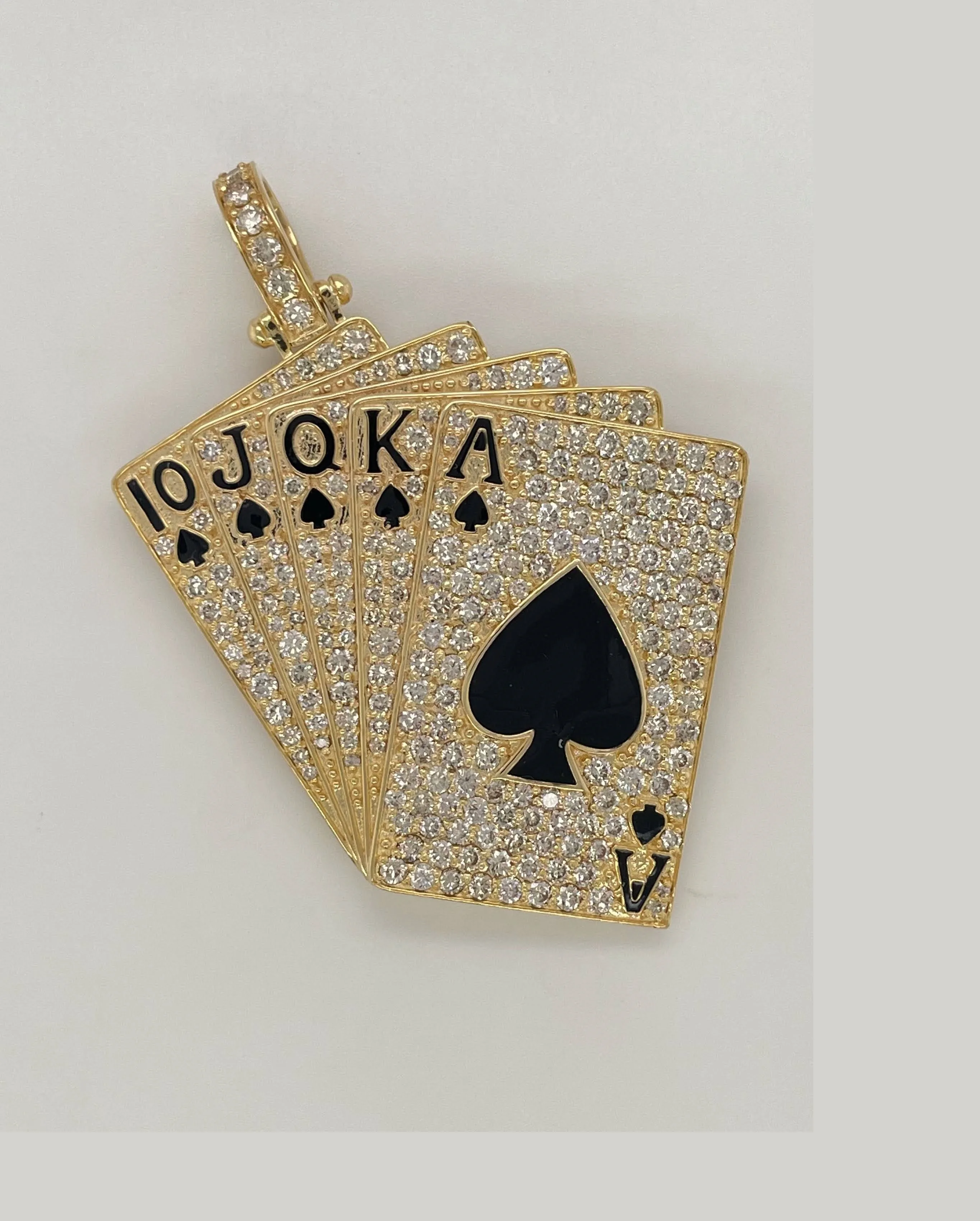 10KT HIP HOP REAL DIAMOND PENDANT STUDDED WITH 4.25 CT MADE IN 20 GRAM GOLD UNISEX PENDANTS PARTY WEAR