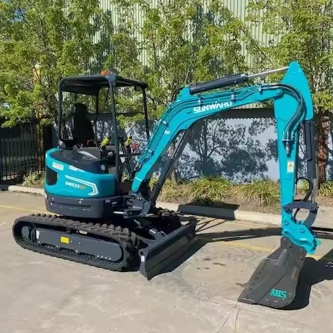 2 5 тонн Sunward SWE25UF мини-экскаватор гусеничного типа готов в наличии