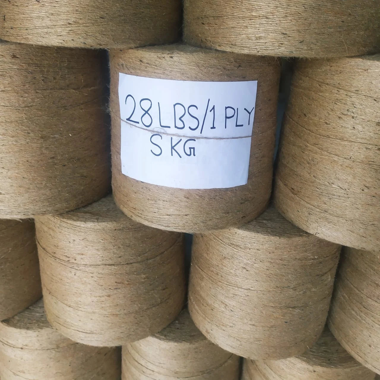 High Quality 28lbs/1ply Jute Yarn from Bangladesh Recycled Raw Material for Knitting Weaving Sewing and Hand Knitting