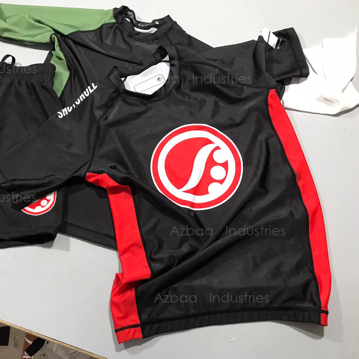 Muay Thai BJJ wear Custom design red and black color jiu jitsu Shoyoroll rashguard