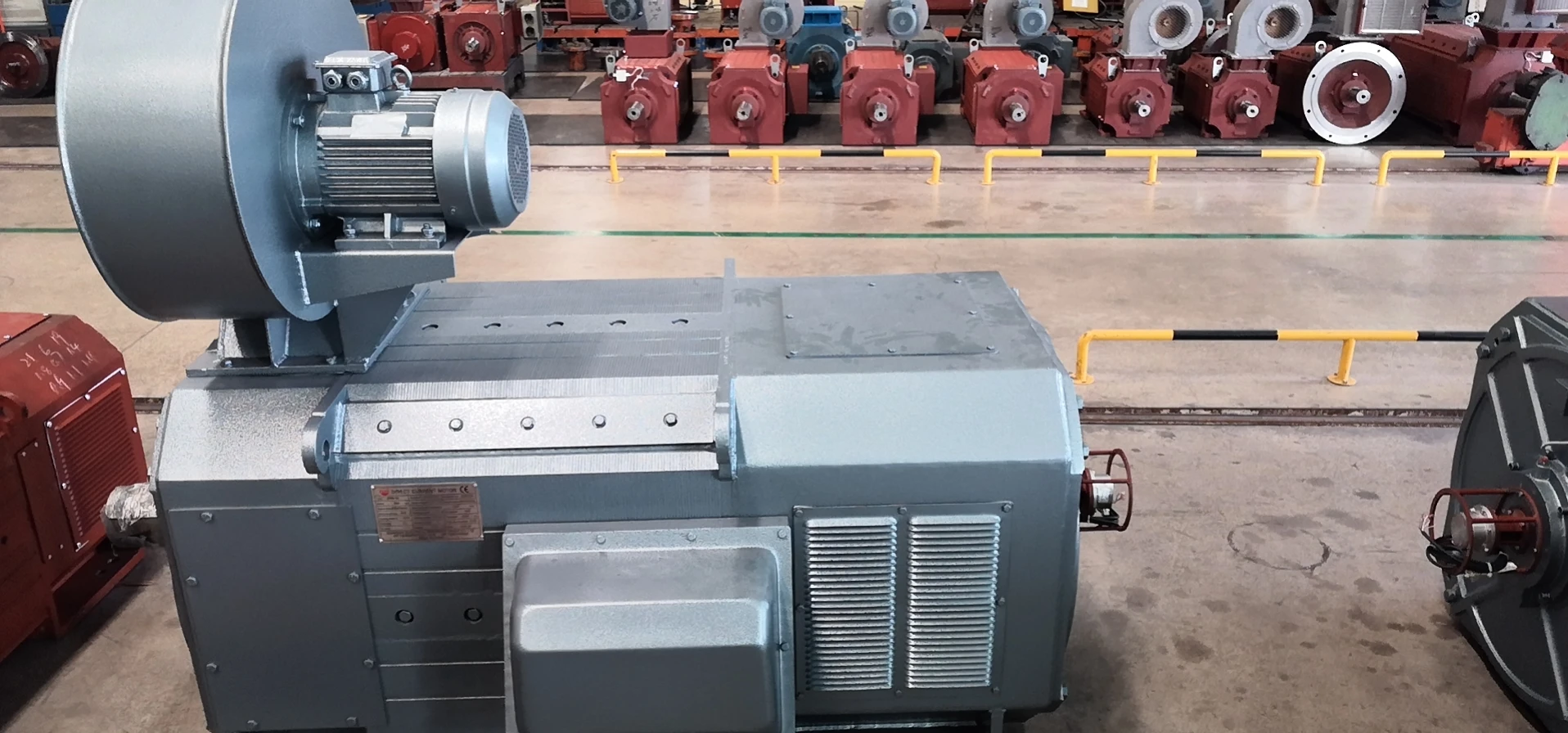 Синхронный электродвигатель постоянного тока 630 кВт