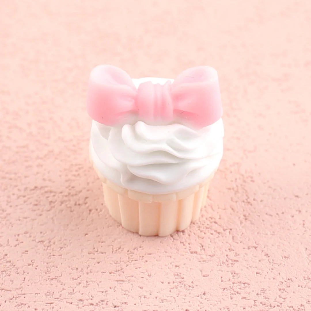 New Arrival Simulation Resin Three- Dimensional Cup Cake Cabochon Phone case Decoration