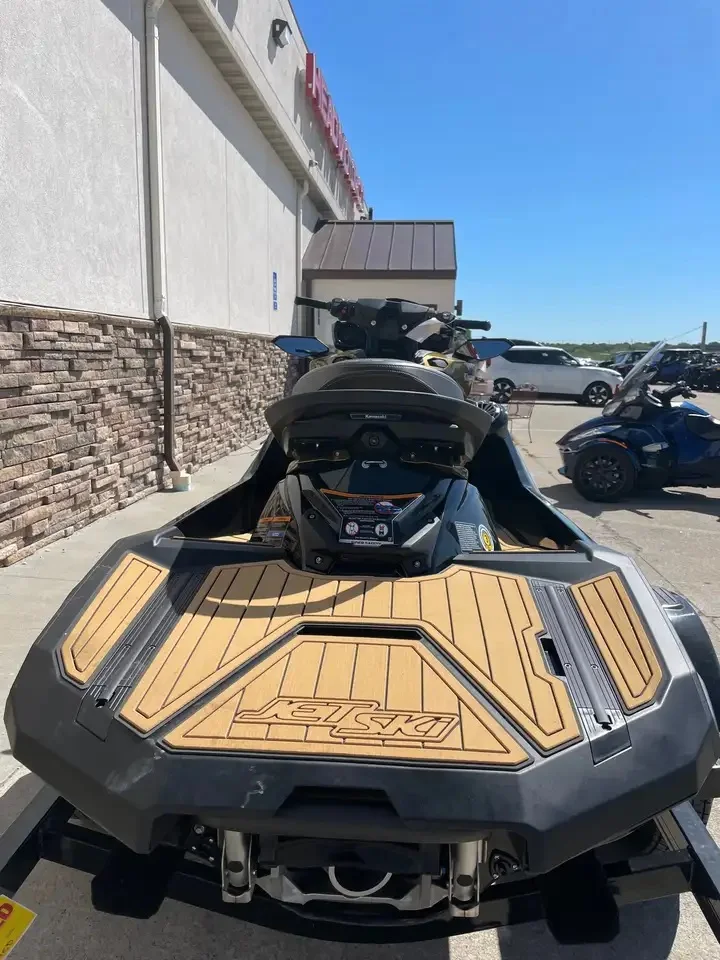 Новое поступление оригинальные новые скидки на 2023 Kawasaki JET SKI ULTRA