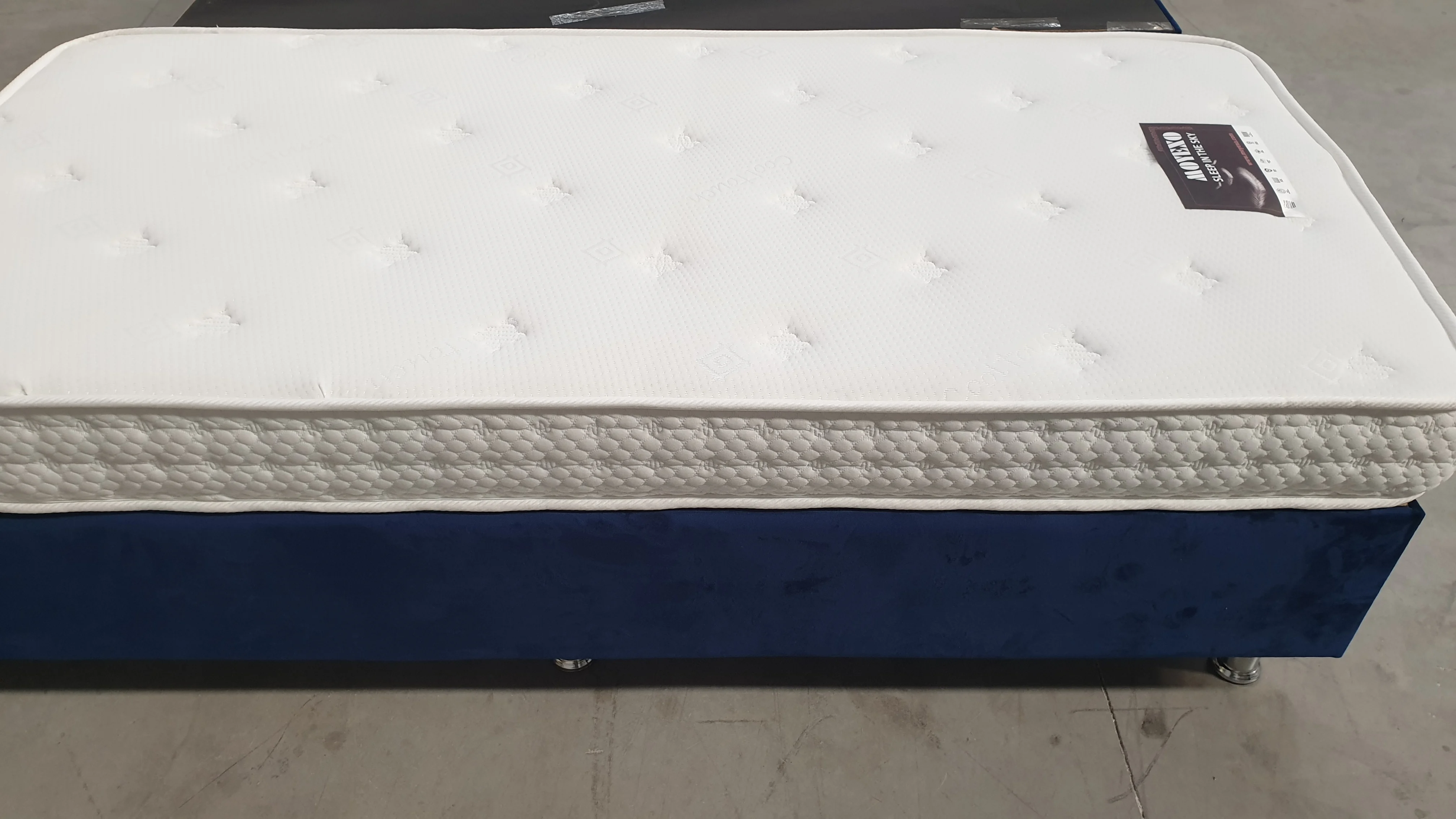 Recyclable Memory Foam Mattress in a Box Roll Pack Any Sizes for Bedrooms Hotels Dormitories NATO United Nations