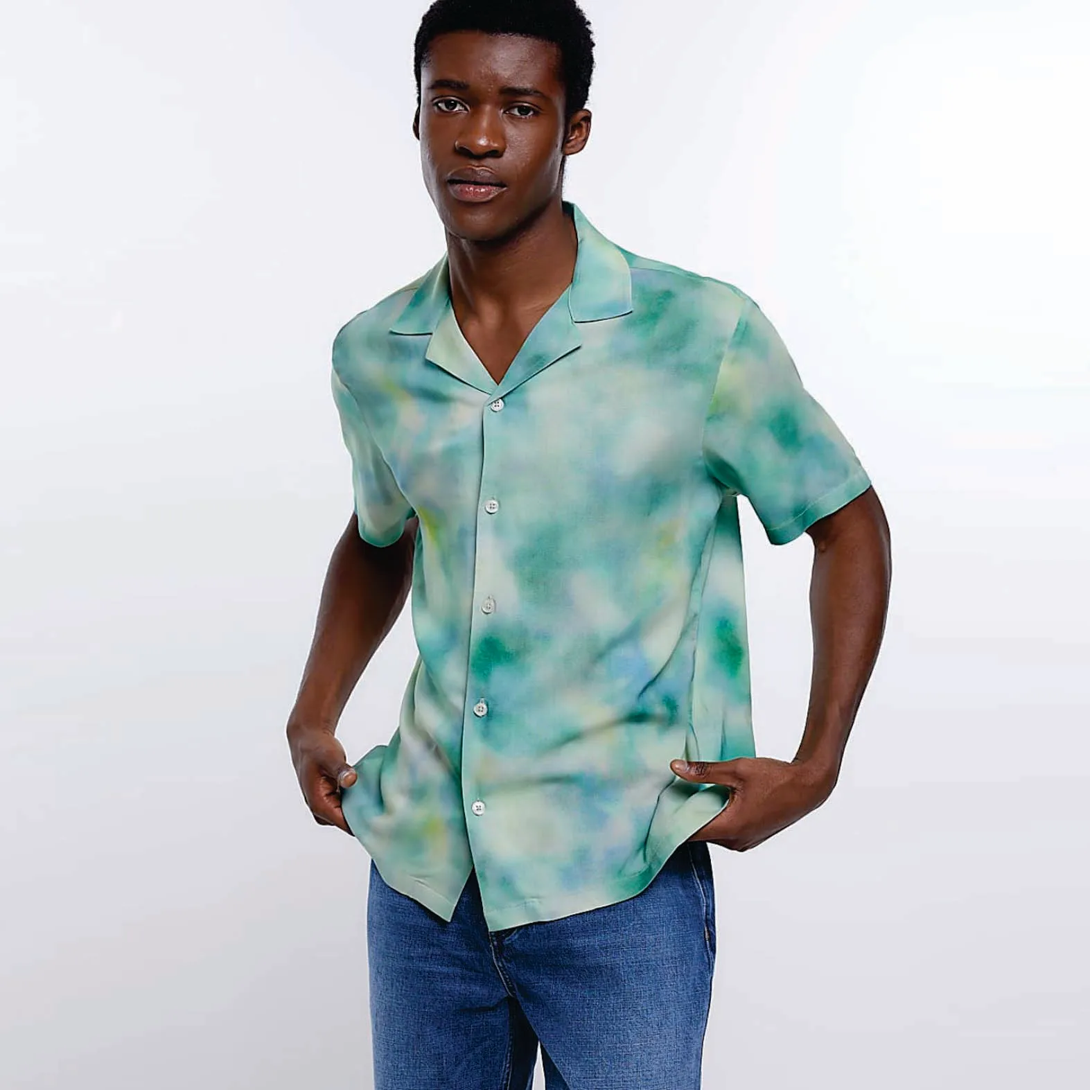 High Quality Silk Satin Shirt Men Long Sleeves Vacation Beach Casual Shirts Custom Silk All Over Print Hawaiian Shirt for Men