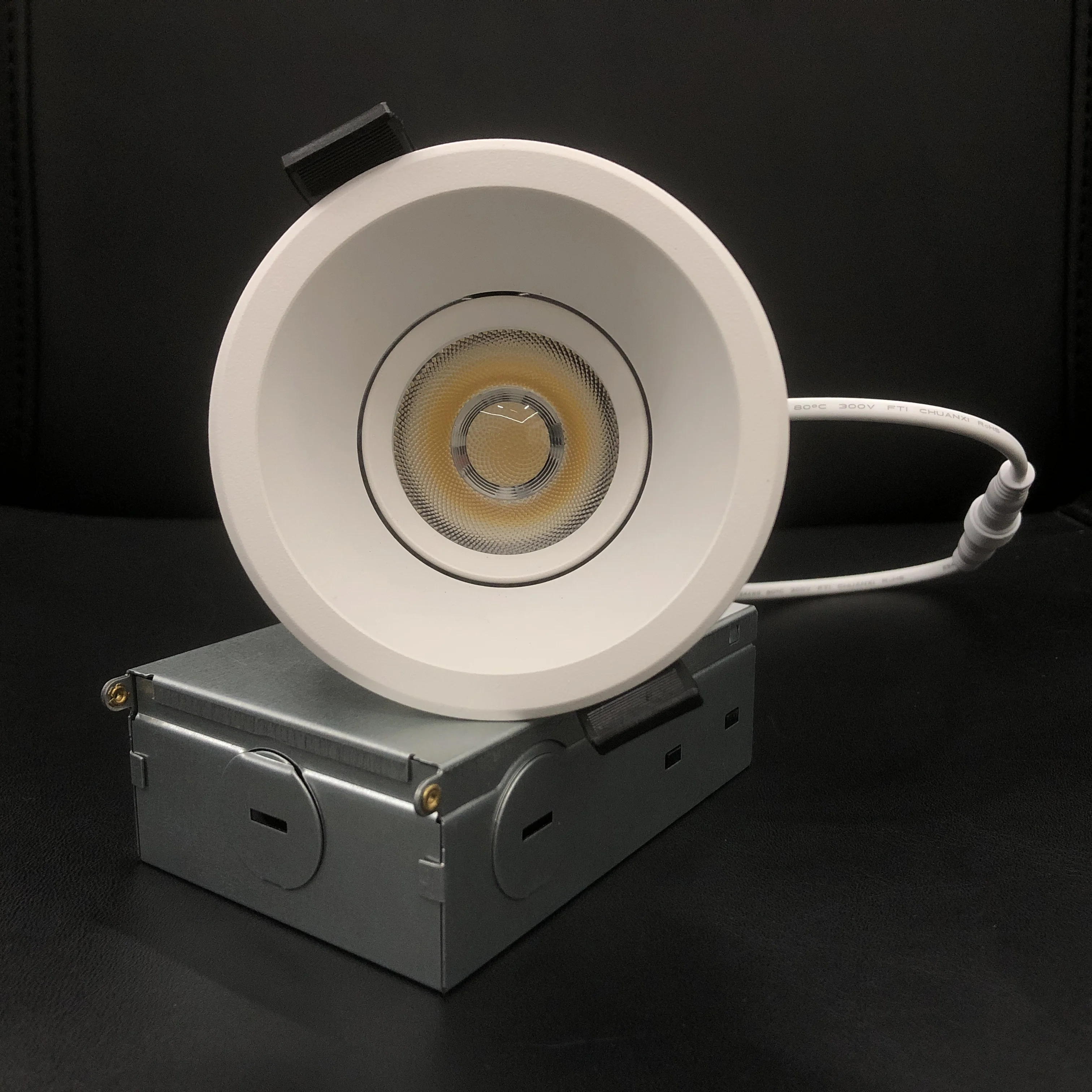 1' 3' 3.5' 4' Trim Changeable LED Downlight CRI90 COB Module with Interchangeable Trims Round Or Square ETL FCC Canada USA