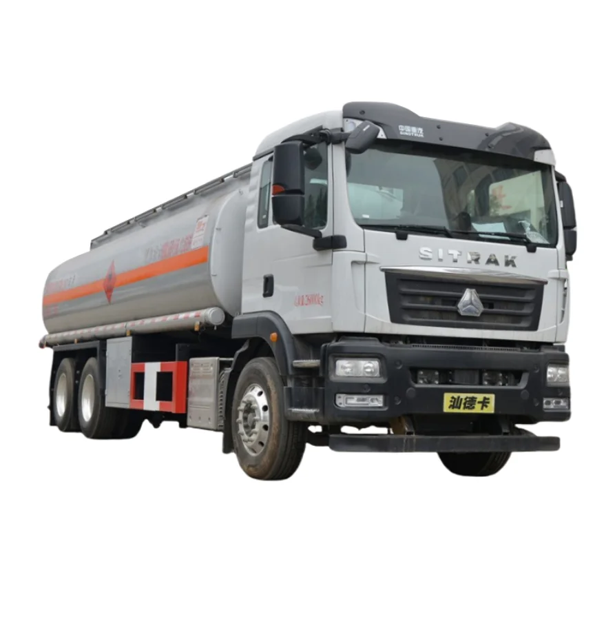 Подержанный Автоцистерна SINOTRUK SITRAK