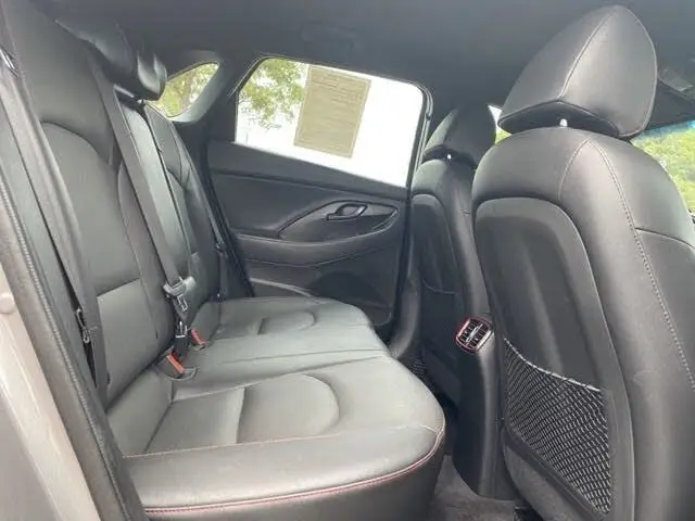 CLEAN TITLE HYUNDAI ELANTRA GT N LINE FWD для продажи-доставка от двери до