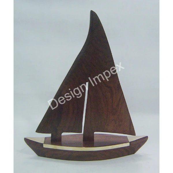 Natural Finished Wooden Yacht Table Decorative Nautical Boat Model Hot Selling Nice Quality Wooden Boat At Low Prices