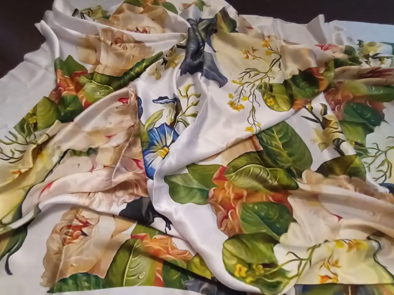 Handmade 90x90cm Custom Silk Scarf Scarves Ladies 100% Pure Silk Scarf Silk Shawls from india