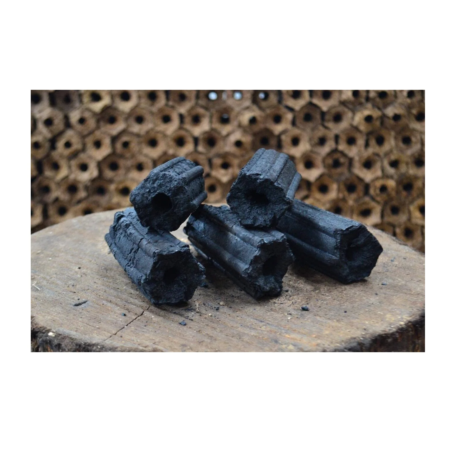 100% натуральный древесный уголь для