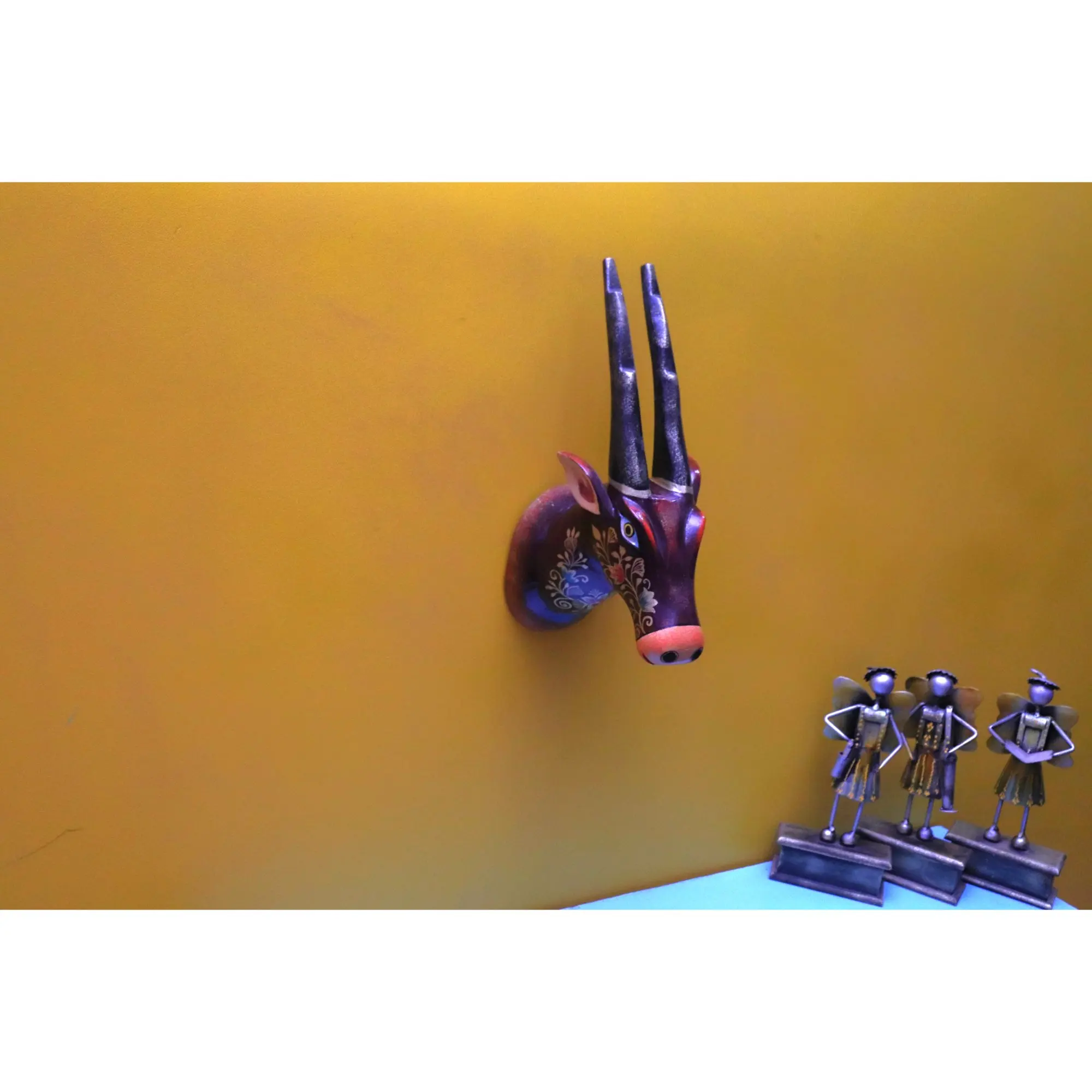 Multicolored Artistic Wooden Wall Hanging Straight Horned Cow Head Abstract Design Home Decor Art Deco Style Decorative