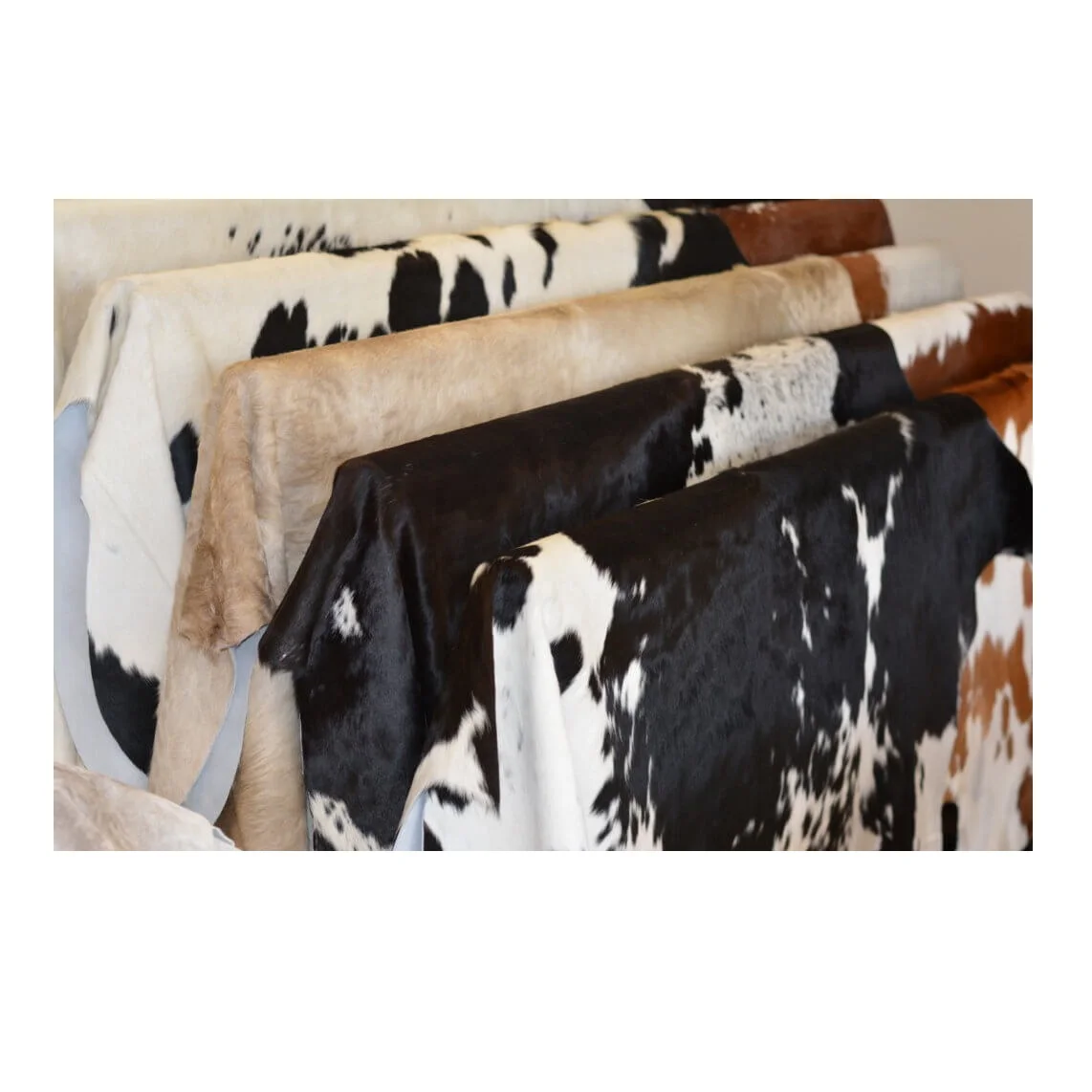 Best Price Dry And Wet Salted Cow Hides / Skins / Animal Cattle Hides Available In Bulk