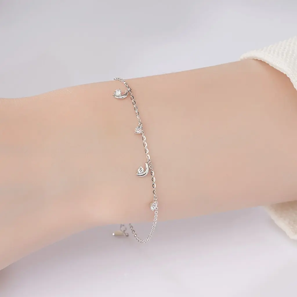 New arrival fine jewelry fashion 14k white gold moon shaped bracelets women custom design with cz stone Vietnam Manufacturer