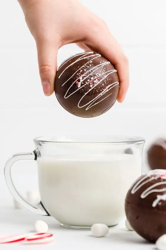Wholesale Box of 4 Milk Chocolate Cocoa Bombs Delicious Chocolate Treats
