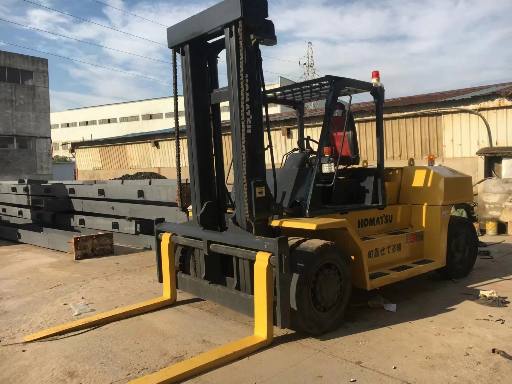 used Heavy Construction Equipment komatsu 15 tons forklift used machine