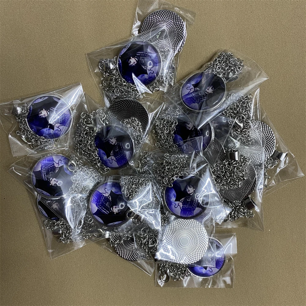 2023 American TV series wednesday adams custom necklace peripheral vintage pendant spider web necklace wednesday addams necklace