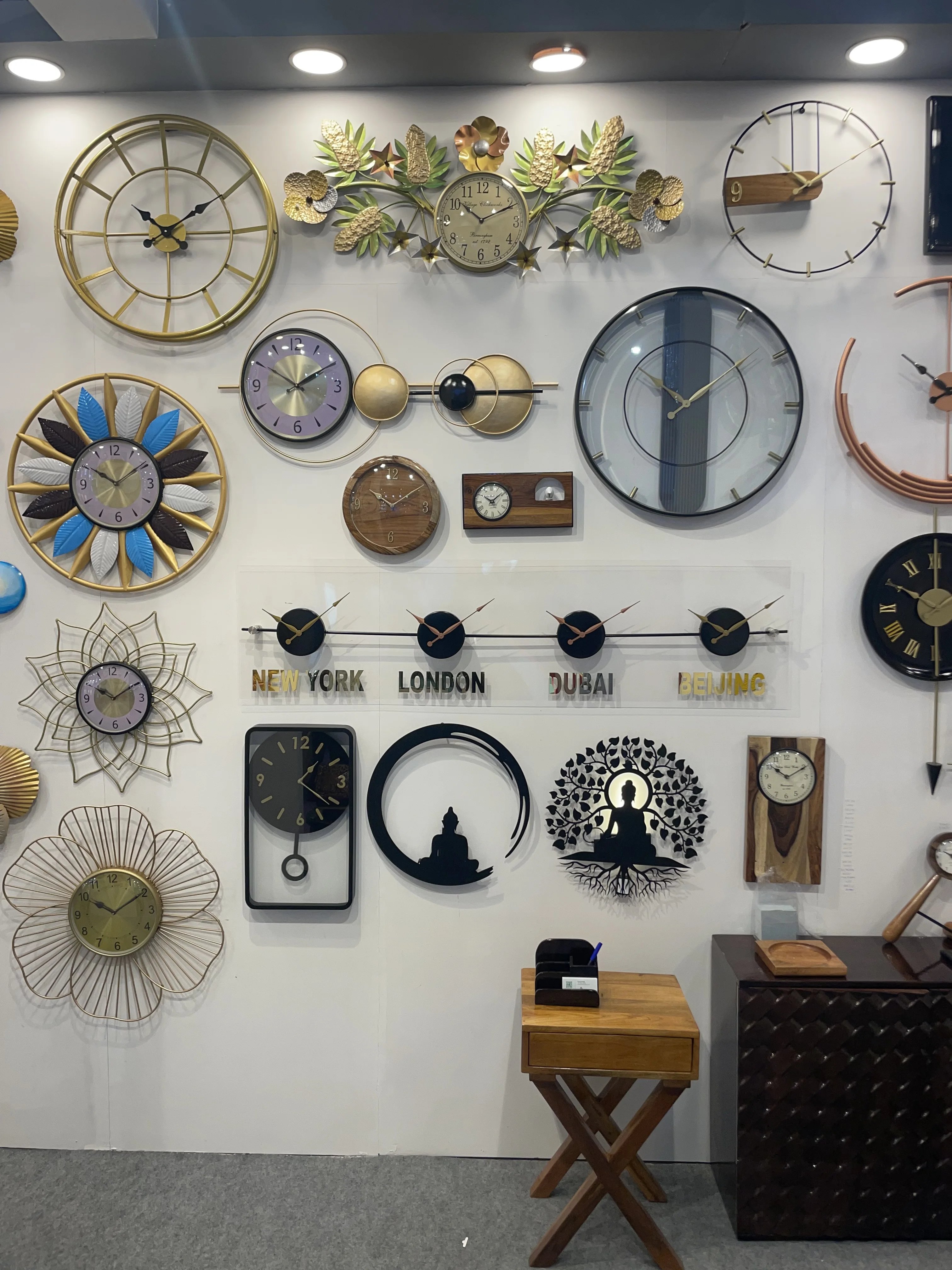 Manufacturer of Battery operated Decorative Metal Vintage Antique Wall Clock for Home Living Room Modern Nordic Decoration Style