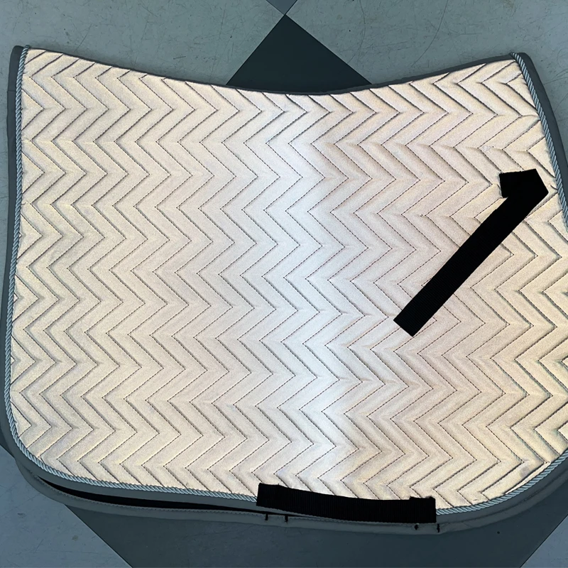 Factory Wholesale Equestrian Horseback Saddle Pads Riders Equine Equipment Saddle Pads