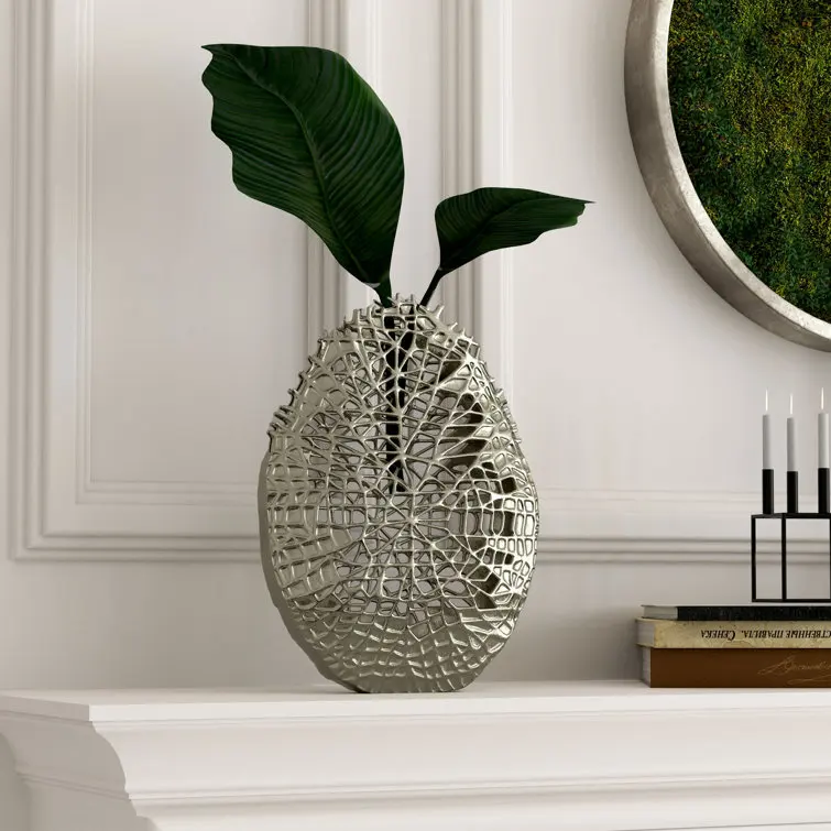 For Sale Danica Handmade Metal Table Vase Customized Flower Vase With Stand In Wholesale Prices Hot Selling