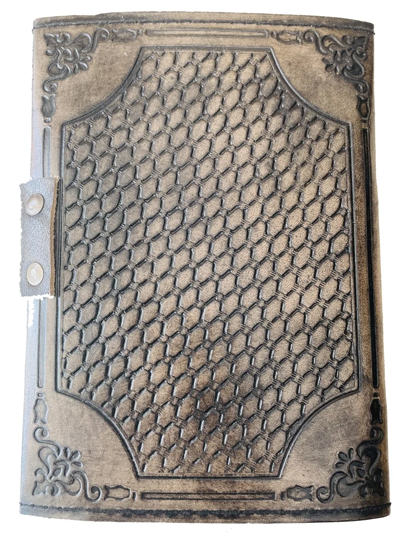 Tree Of Life Custom Genuine Leather Embossed Handmade Journal Antique Notebooks For Women Deckle Edge Paper With Diary Lock