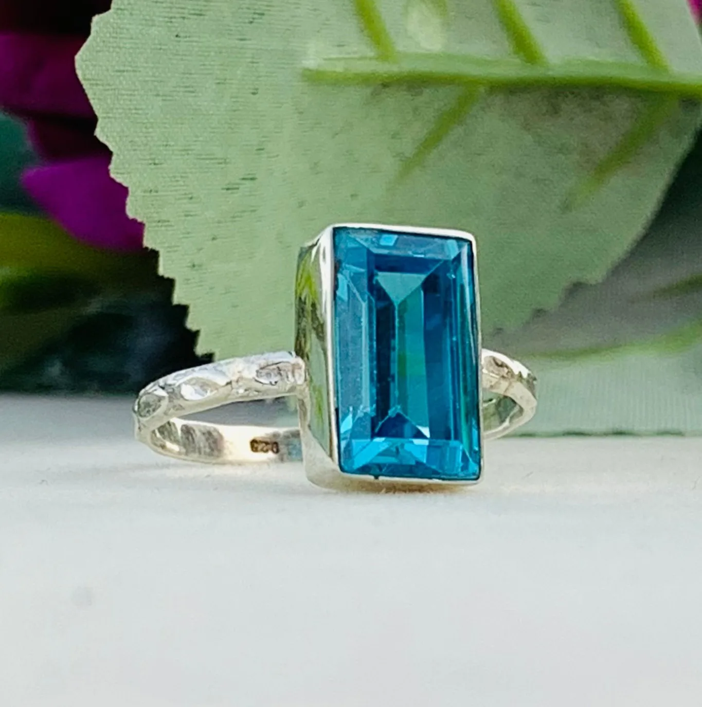 100% Кольцо из натурального швейцарского синего топаза стерлингового серебра с драгоценным камнем обручальное кольцо для женщин Подарок на годовщину