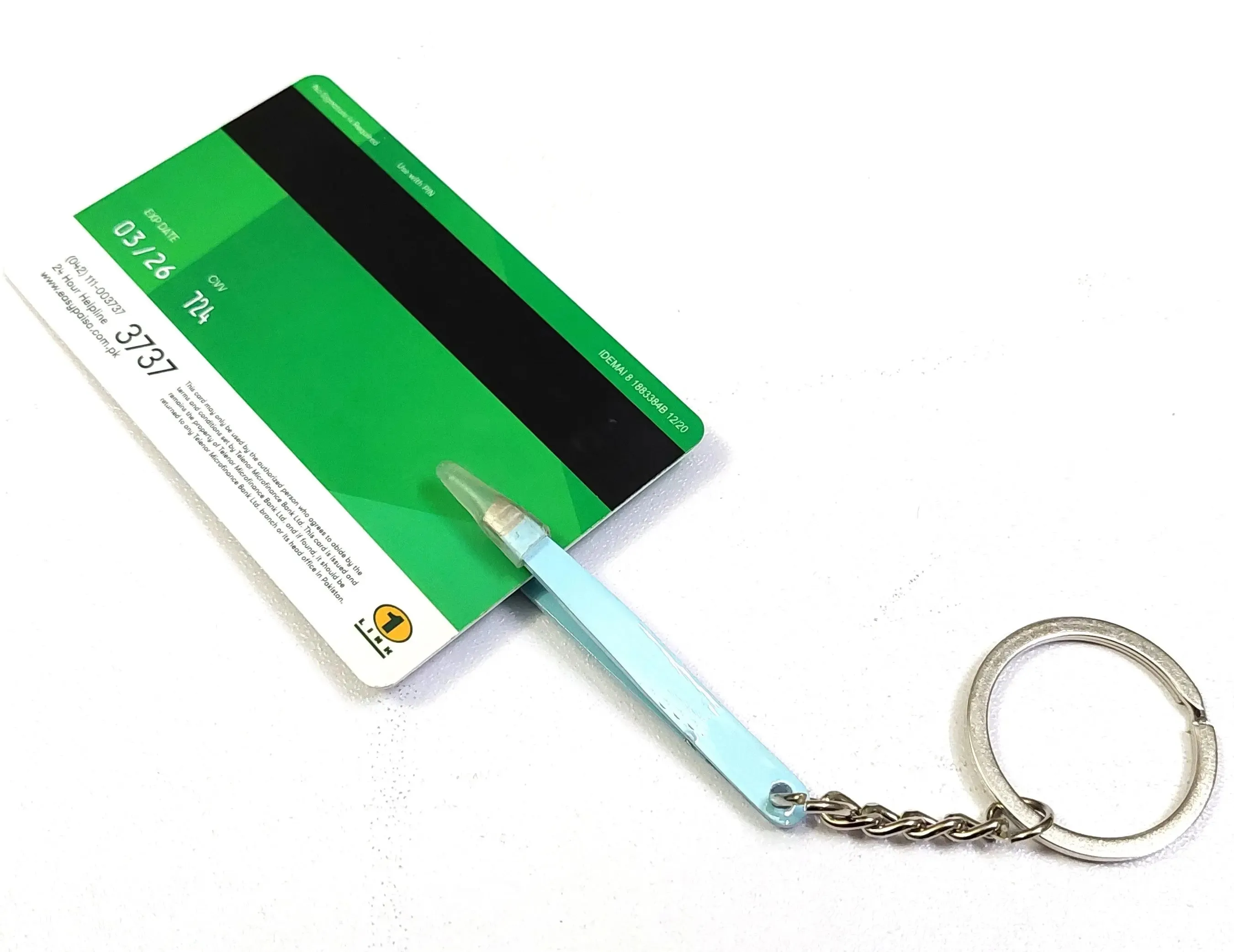 Debit Card Clip Credit Card Holder ATM Gas Pump Long Nails Cute Credit Card Grabber For Long Nails Gripper Keychain rubber grip