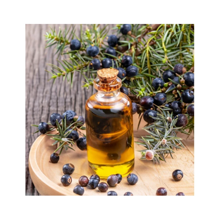 Индийский производитель отличного качества Лидер продаж натуральное терапевтическое эфирное масло ягод можжевельника по заводской цене