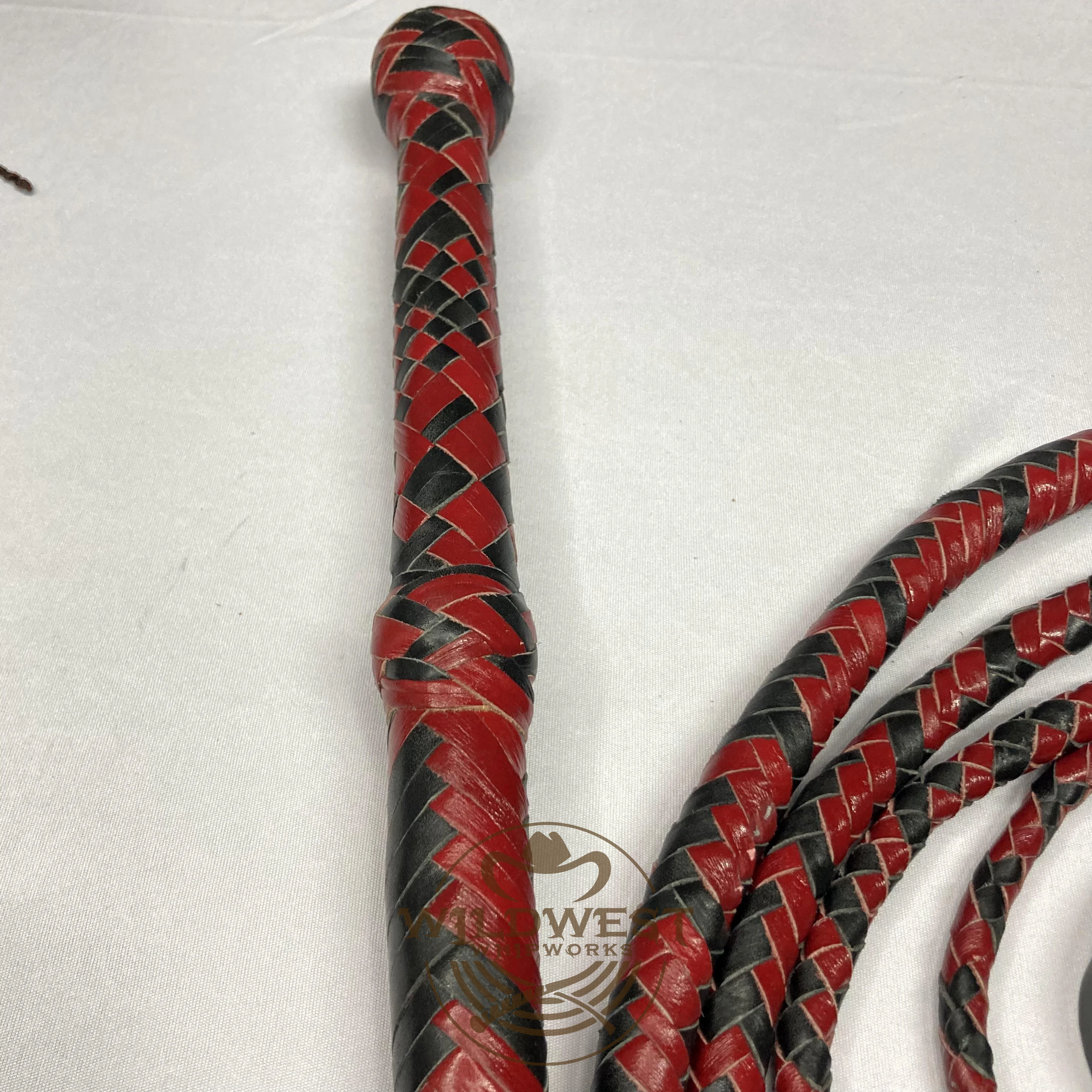 4 to 12 Feet Long 12 Plaits Original Whip Top Grain Leather Heavy Duty Easy Cracking Bullwhip BDSM Fetish Gift Slave Spanking