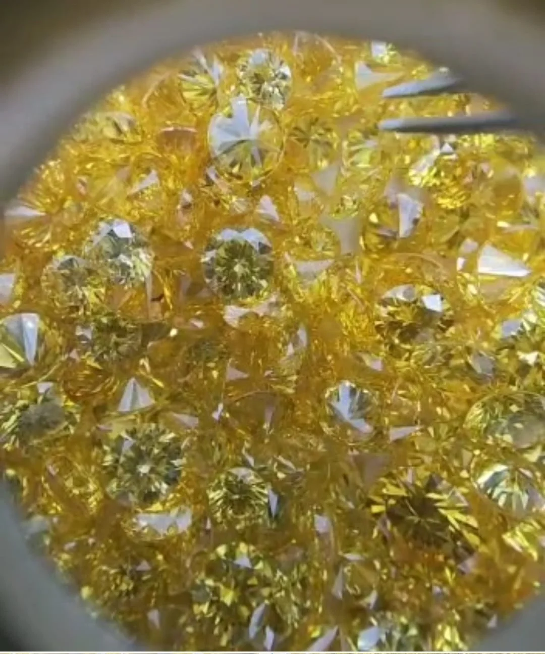 Natural Yellow Color Loose Diamonds at Great Prices natural all fancy color diamonds CVD HPHT all colors diamonds