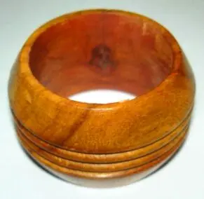 Best Quality Christmas Table Decoration Natural Wood Color Wooden Napkin Ring Wood Napkin Holder For Wedding Events Parties Use
