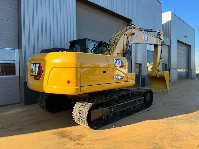 Дешевый экскаватор Caterpillar 320D3 для продажи