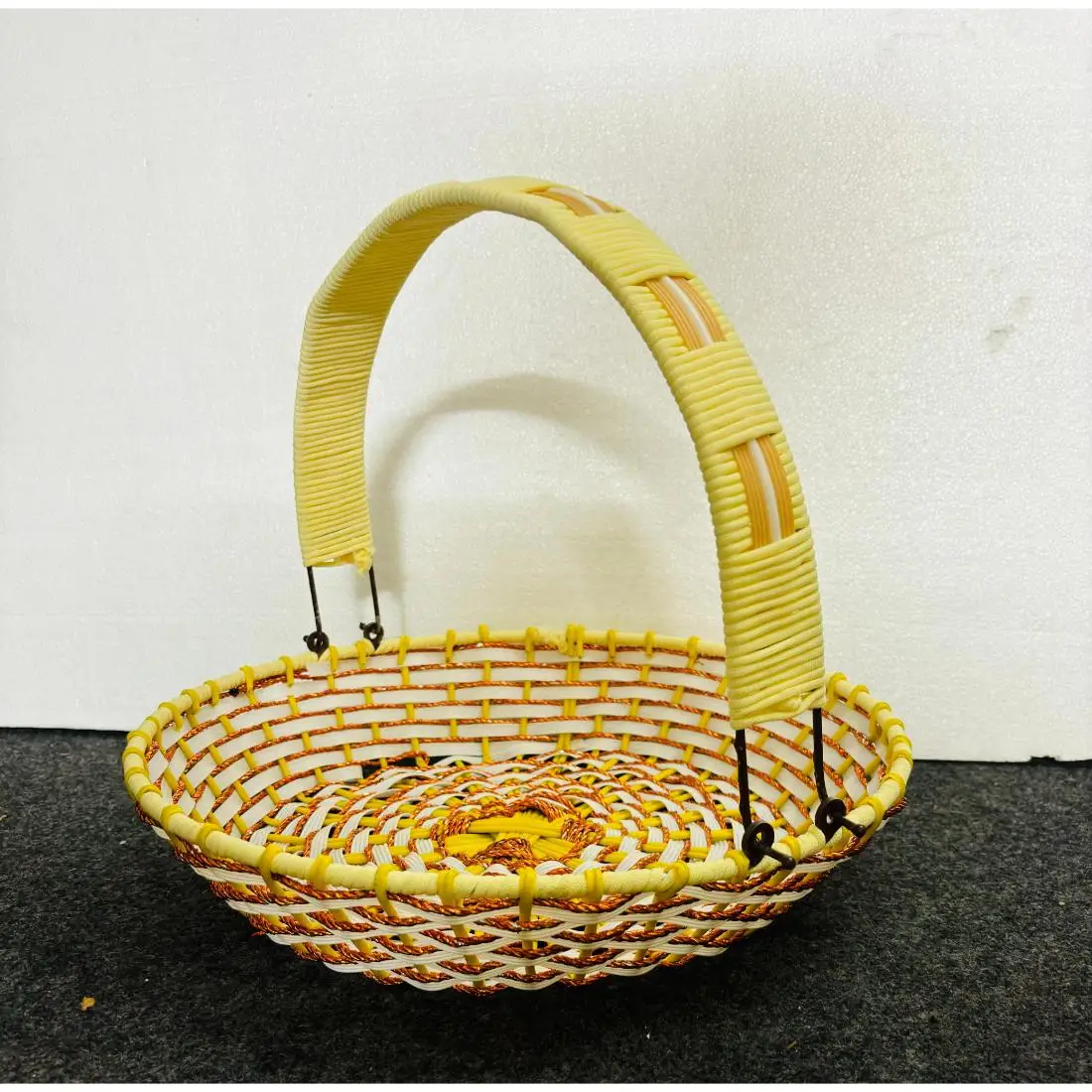 Best Quality basket Round Shape Long Lasting Quality Natural Rattan Basket Household Uses Multifunctional Kitchenware Basket