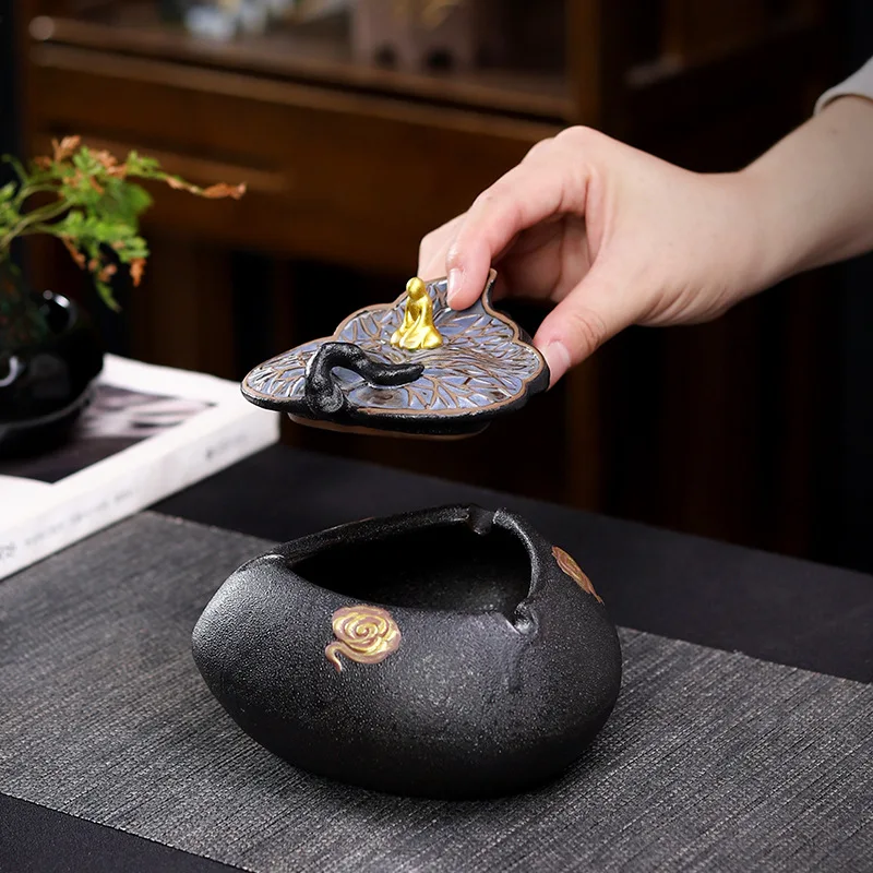 Personal Portable Indoor Small Luxury Black Hotel Pottery Antique Metal Colored Ashtrays