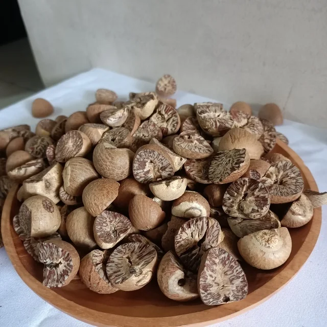 WHOLESALE DRIED BETELNUT SPLIT ARECA NUT  INDONESIA ORIGIN 90-95 QUALITY GOOD QUALITY EXPORT QUALITY