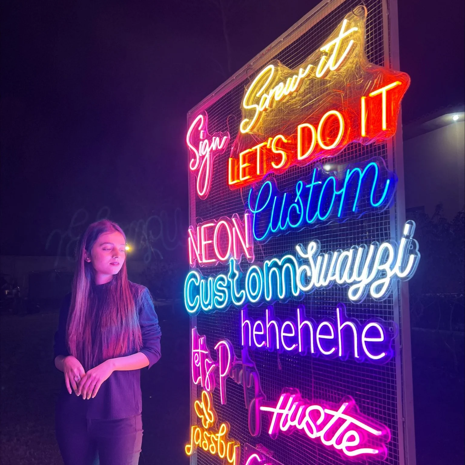 Hot Sale OEM Neon Sign with Waterproof ad-on for indoor and outdoor use Neon Signs for events and parties ns-atmospher