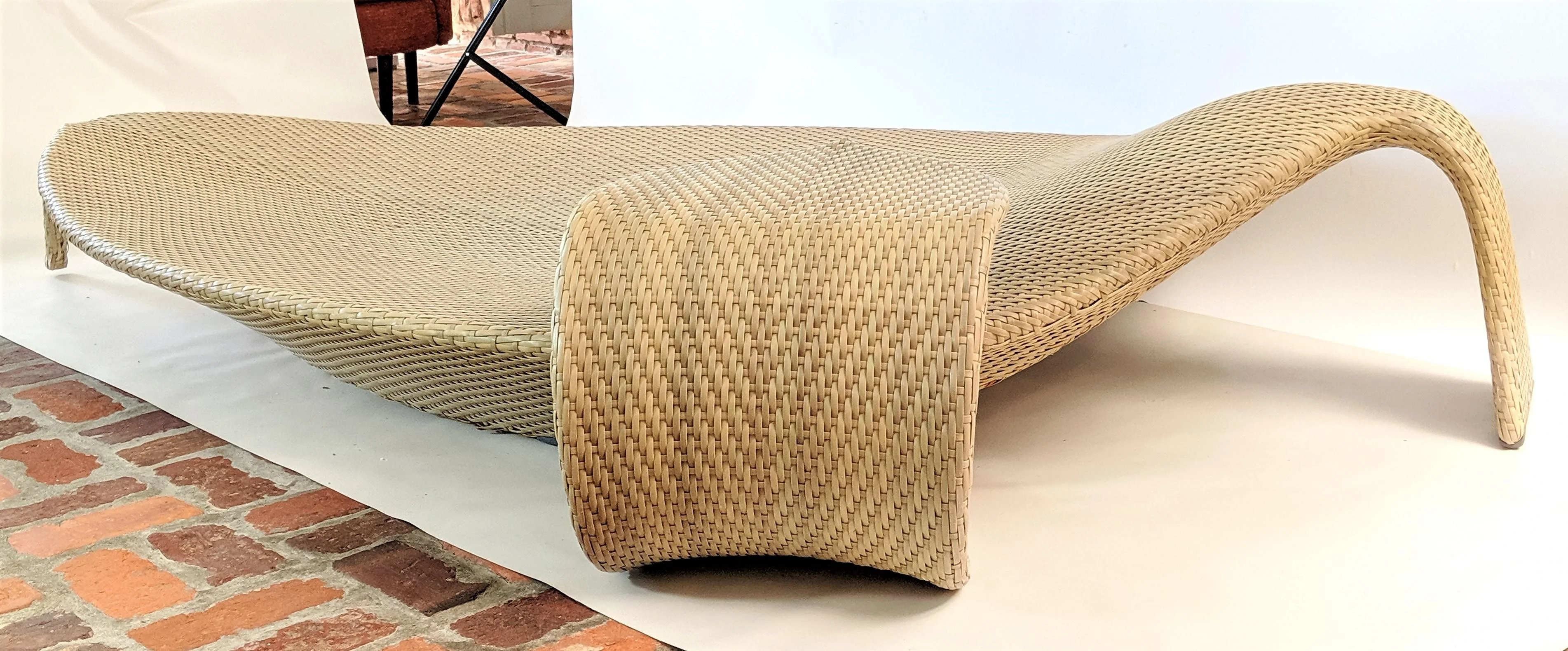 Poly rattan double bed with canopy made in Vietnam sale furniture latest model with special design