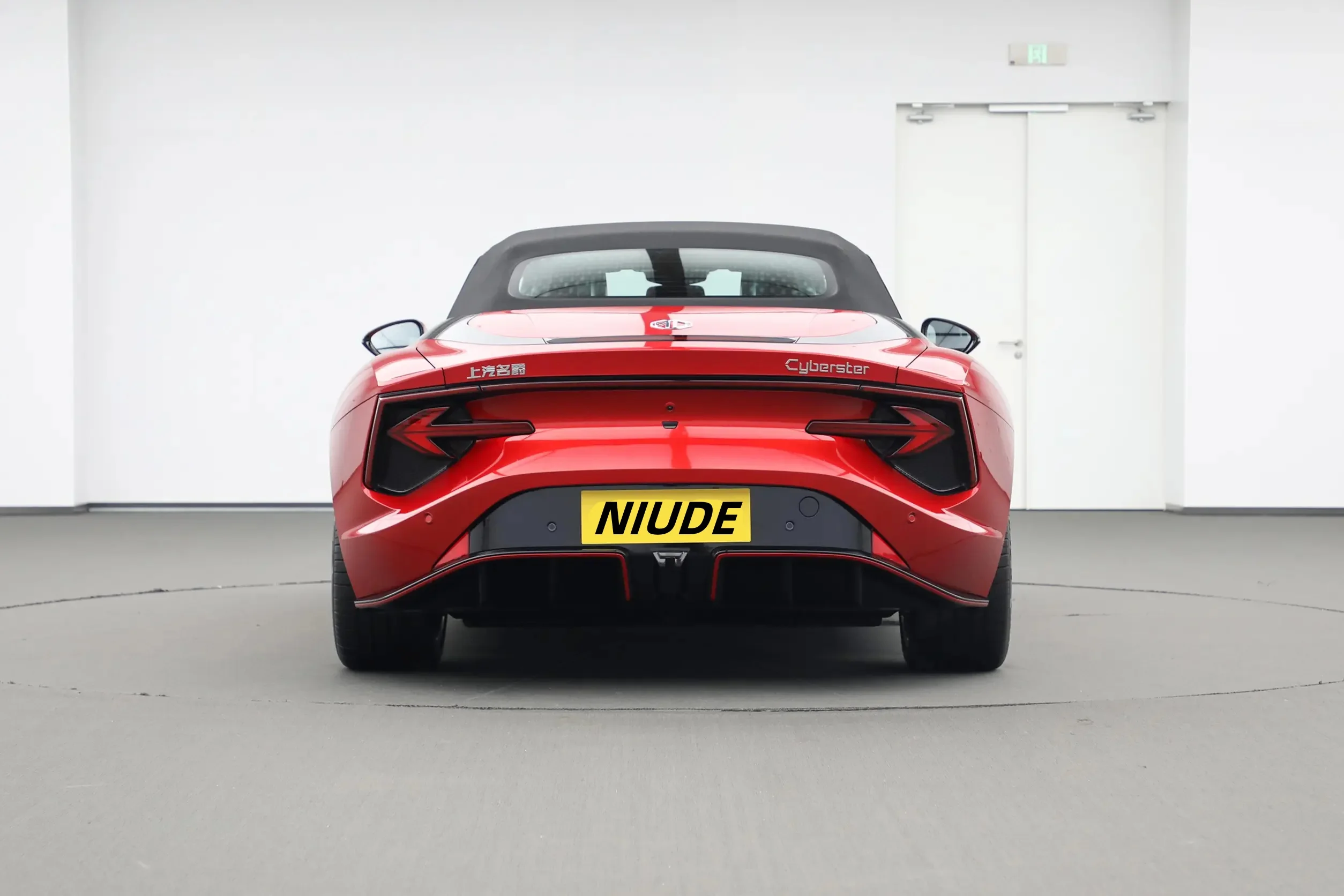 Electric supercar  2 Seaters Sports Car MG Cyberster 4WD Electric Vehicle New Energy Sedan Ev Cars Morris Garages roadster coupe