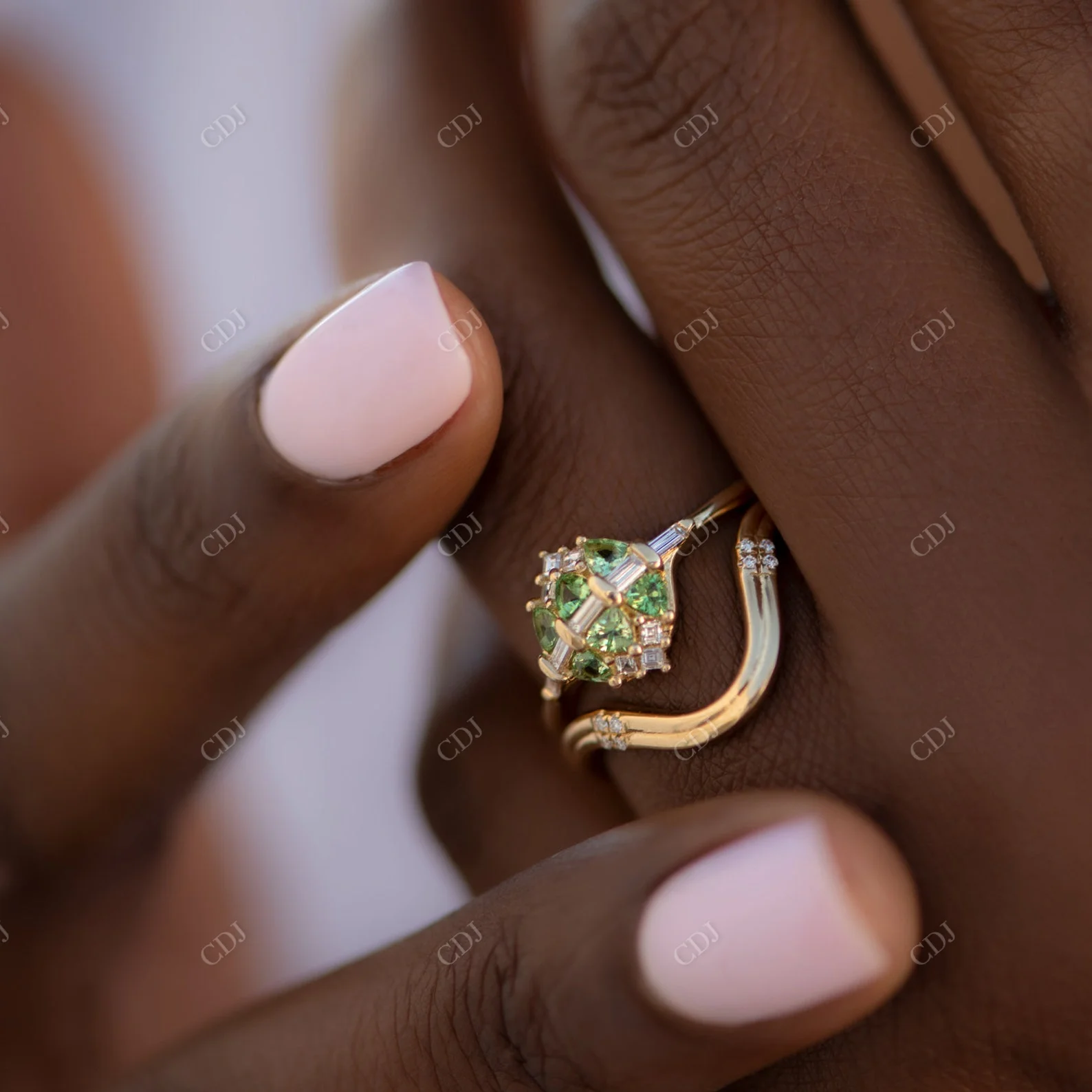 New Sale 2023 Trendy Golden Lasso Wedding Band Real Diamond Wedding Ring Wholesale Stackable Band Rings Wholesale Jewelry